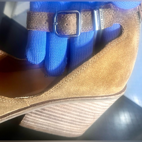Lucky Brand Tan Suede Ankle Strap Women's Shoes - Picture 6 of 9